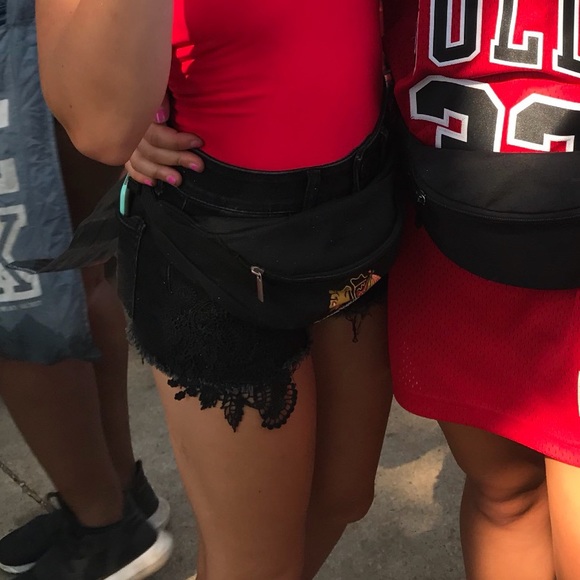 AE High Waisted Denim Short Short Black Lace - Picture 2 of 9